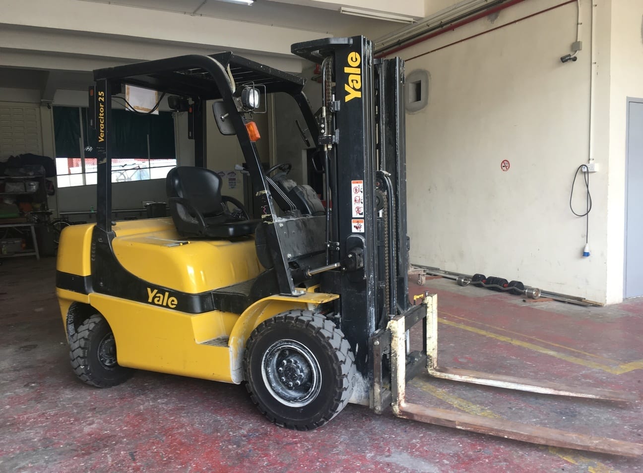 Yale Gdp25tk Forklift 2014 Singapore Used Equipment Marketplace