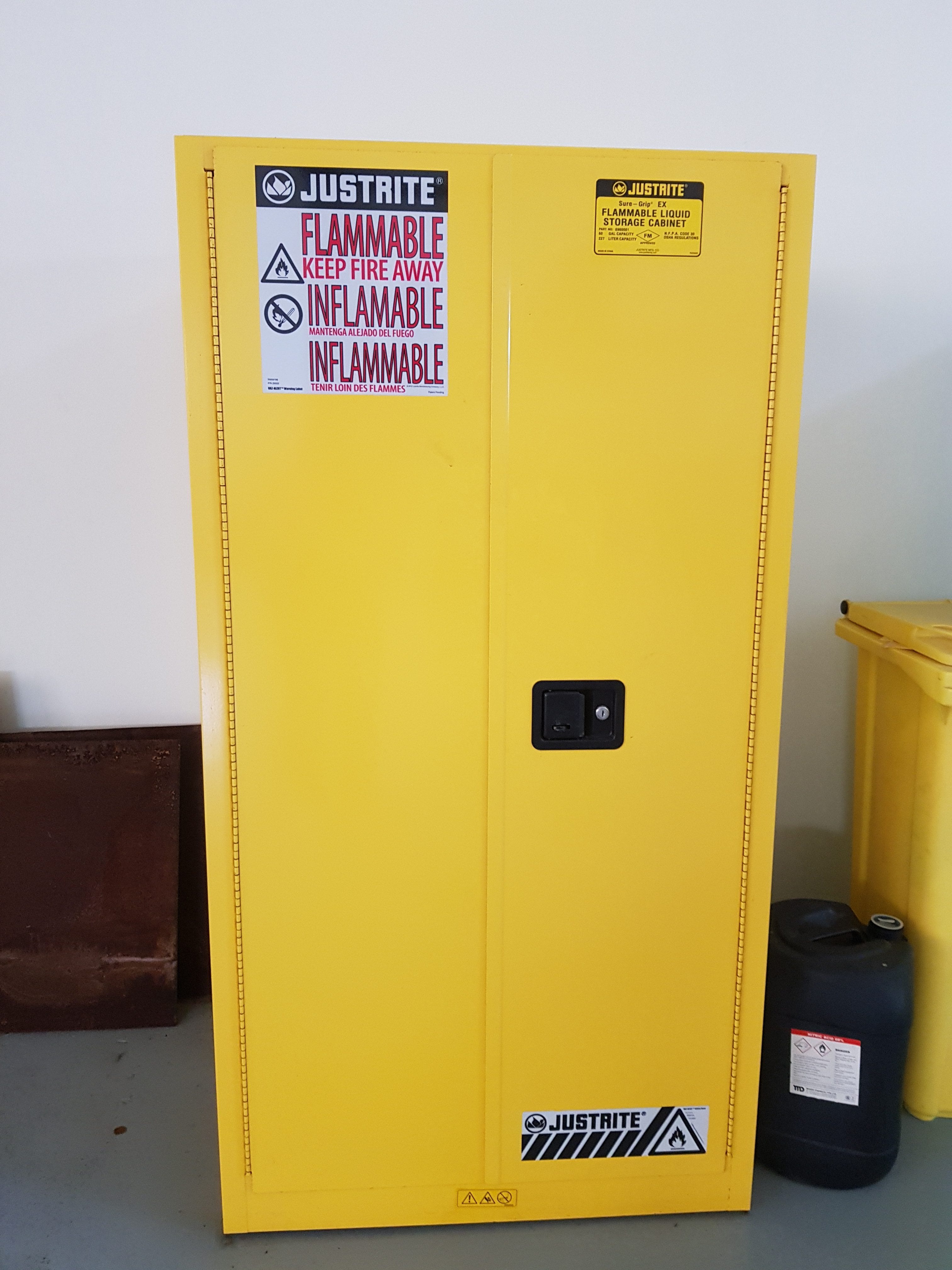 Corrosive Acid Steel Safety Cabinet Singapore Used Equipment